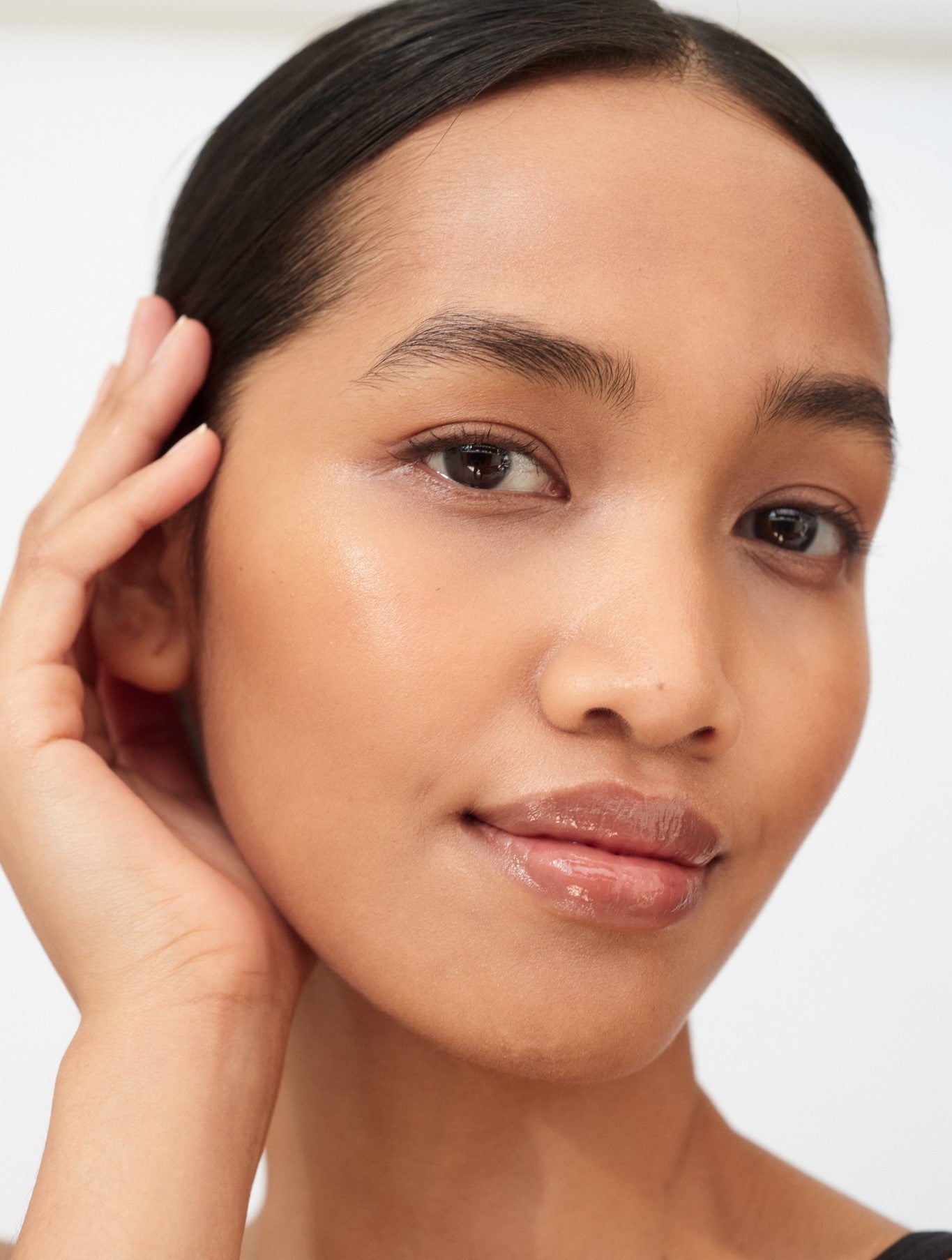 Snuggle up with our winter skincare routine tips